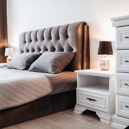 Luxury Apartments In City Center, Siauliai Kültér fotó