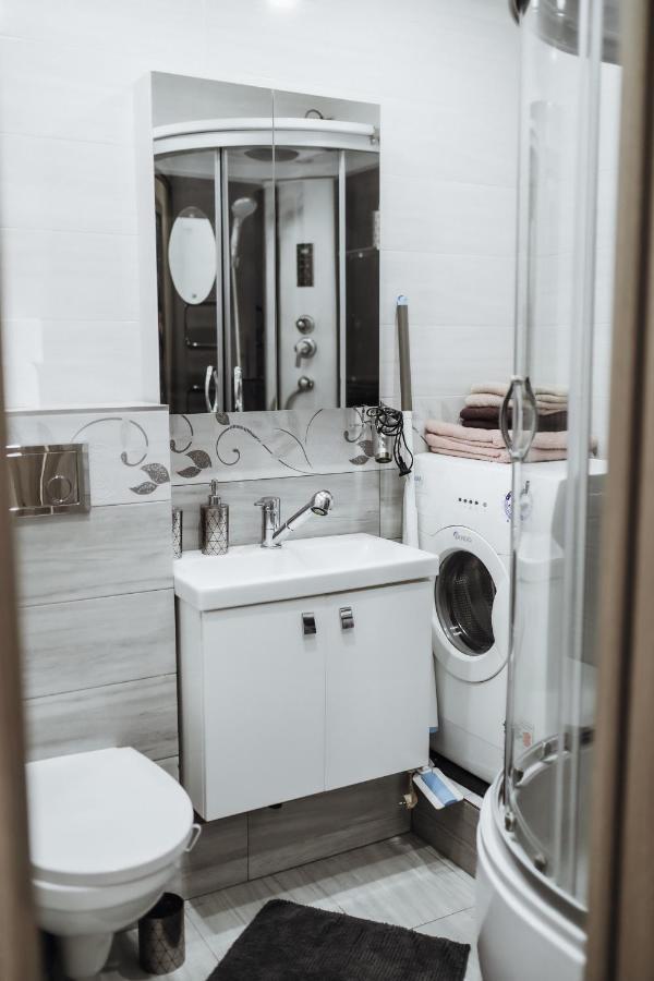 Luxury Apartments In City Center, Siauliai Kültér fotó
